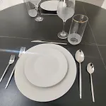 Maestro I Apartment *