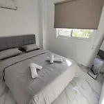 Maestro I Apartment